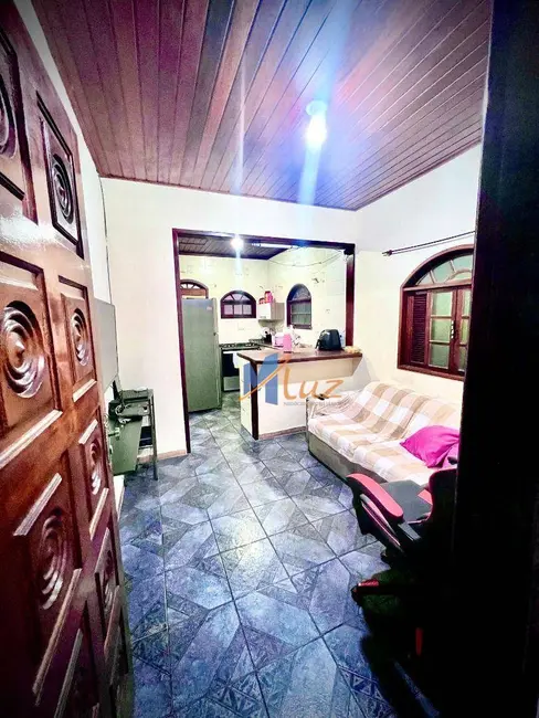 Foto 2 de Casa com 2 quartos à venda em Nova Esperança, Rio Das Ostras - RJ