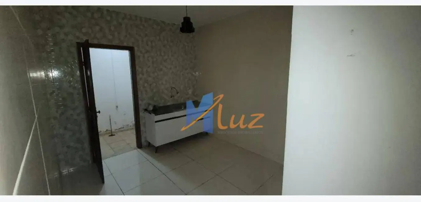 Foto 8 de Casa de Condomínio com 2 quartos à venda, 130m2 em Rio Das Ostras - RJ