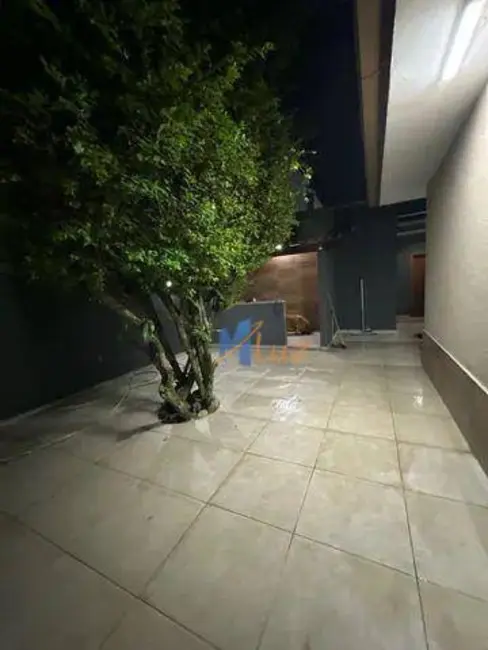 Foto 5 de Casa de Condomínio com 4 quartos à venda, 560m2 em Rio Das Ostras - RJ