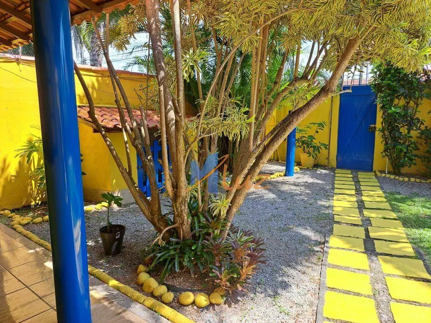 Casa de Condomínio com 6 quartos para alugar, 525m2 em Jardim Mariléa, Rio Das Ostras - RJ - imagem 7 Foto 7 de Casa de Condomínio com 6 quartos para alugar, 525m2 em Jardim Mariléa, Rio Das Ostras - RJ