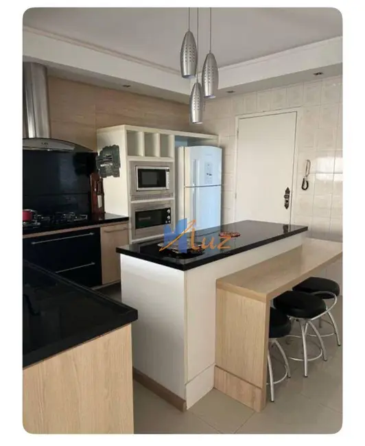 Apartamento com 3 quartos para alugar, 125m2 em Praia Campista, Macae - RJ - imagem 7 Foto 7 de Apartamento com 3 quartos para alugar, 125m2 em Praia Campista, Macae - RJ