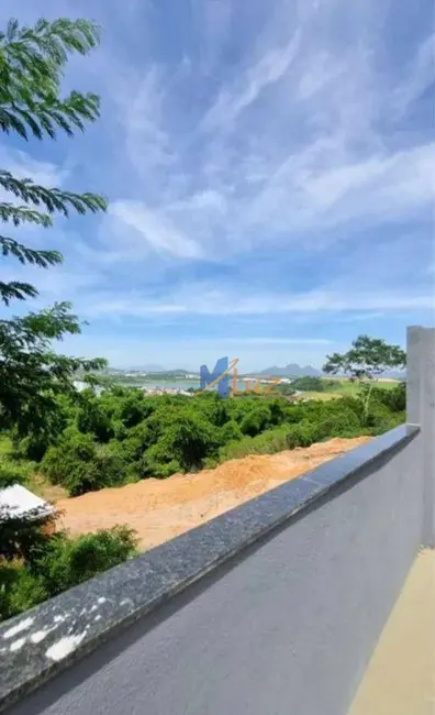 Casa de Condomínio com 3 quartos à venda, 300m2 em Lagoa, Macae - RJ - imagem 3 Foto 3 de Casa de Condomínio com 3 quartos à venda, 300m2 em Lagoa, Macae - RJ