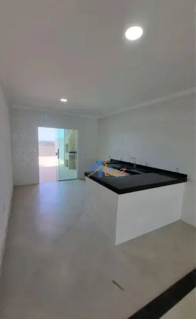 Foto 2 de Casa de Condomínio com 3 quartos à venda, 300m2 em Lagoa, Macae - RJ
