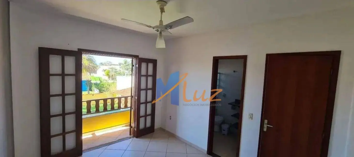 Casa de Condomínio com 3 quartos à venda, 200m2 em Vivamar (Tamoios), Cabo Frio - RJ - imagem 9 Foto 9 de Casa de Condomínio com 3 quartos à venda, 200m2 em Vivamar (Tamoios), Cabo Frio - RJ