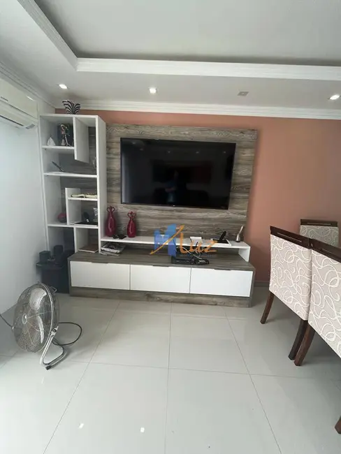 Foto 8 de Casa de Condomínio com 3 quartos à venda, 214m2 em Glória, Macae - RJ