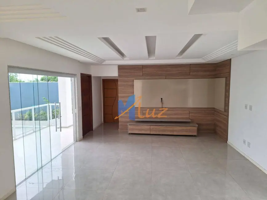 Casa de Condomínio com 3 quartos à venda e para alugar, 360m2 em Lagoa, Macae - RJ - imagem 3 Foto 3 de Casa de Condomínio com 3 quartos à venda e para alugar, 360m2 em Lagoa, Macae - RJ