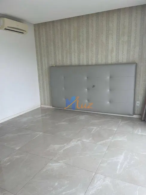Foto 14 de Casa de Condomínio com 3 quartos à venda e para alugar, 360m2 em Lagoa, Macae - RJ