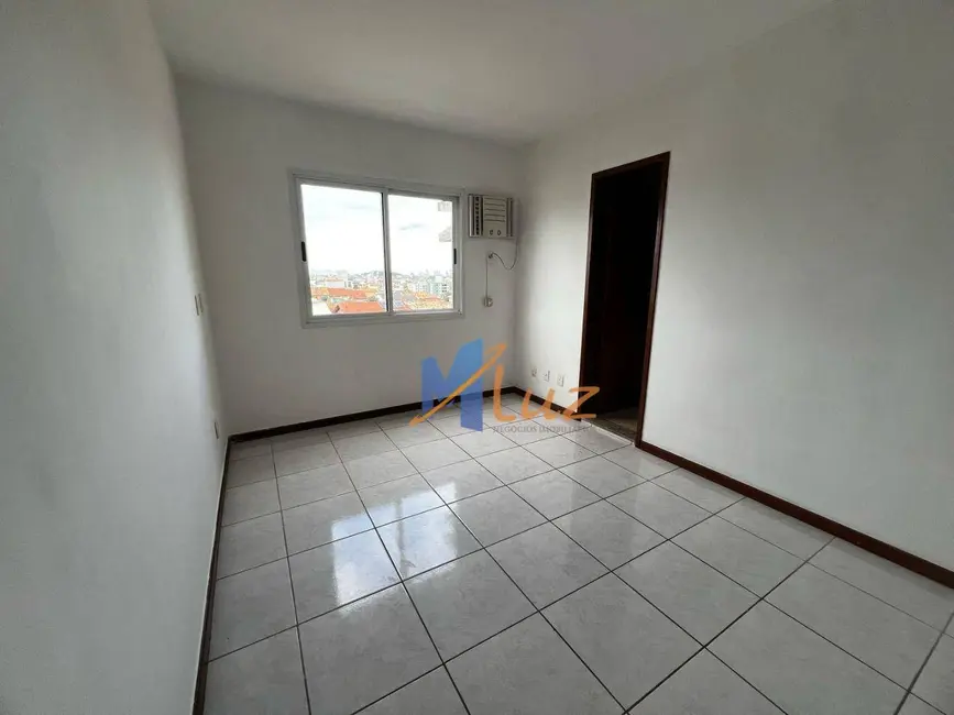 Cobertura com 3 quartos para alugar, 200m2 em Riviera Fluminense, Macae - RJ - imagem 5 Foto 5 de Cobertura com 3 quartos para alugar, 200m2 em Riviera Fluminense, Macae - RJ