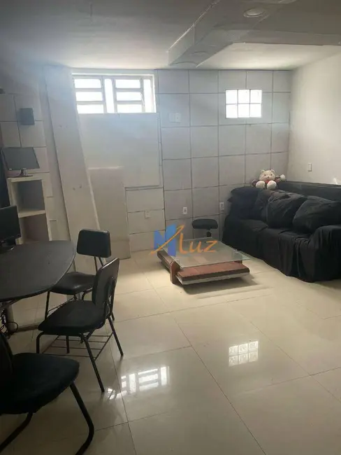 Sala Comercial para alugar, 62m2 em Praia Campista, Macae - RJ - imagem 4 Foto 4 de Sala Comercial para alugar, 62m2 em Praia Campista, Macae - RJ