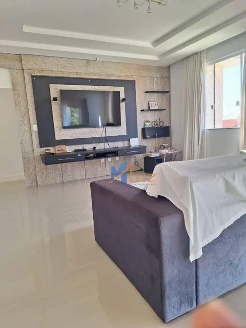 Casa de Condomínio com 3 quartos à venda, 2000m2 em Granja dos Cavaleiros, Macae - RJ - imagem 8 Foto 8 de Casa de Condomínio com 3 quartos à venda, 2000m2 em Granja dos Cavaleiros, Macae - RJ