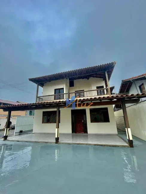 Foto 1 de Casa de Condomínio com 5 quartos à venda e para alugar, 200m2 em Visconde de Araújo, Macae - RJ
