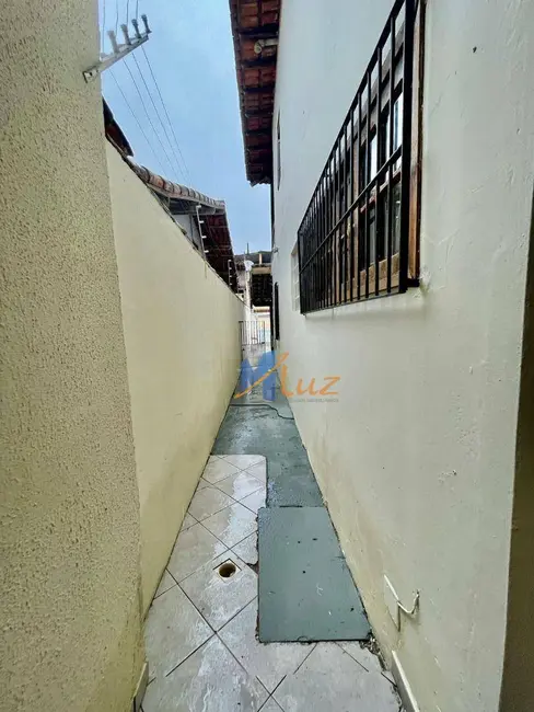 Casa de Condomínio com 5 quartos à venda e para alugar, 200m2 em Visconde de Araújo, Macae - RJ - imagem 8 Foto 8 de Casa de Condomínio com 5 quartos à venda e para alugar, 200m2 em Visconde de Araújo, Macae - RJ