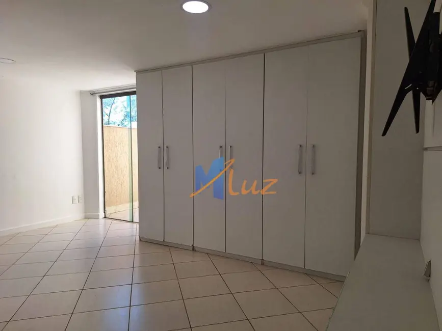 Apartamento com 3 quartos para alugar, 225m2 em Praia do Pecado, Macae - RJ - imagem 9 Foto 9 de Apartamento com 3 quartos para alugar, 225m2 em Praia do Pecado, Macae - RJ