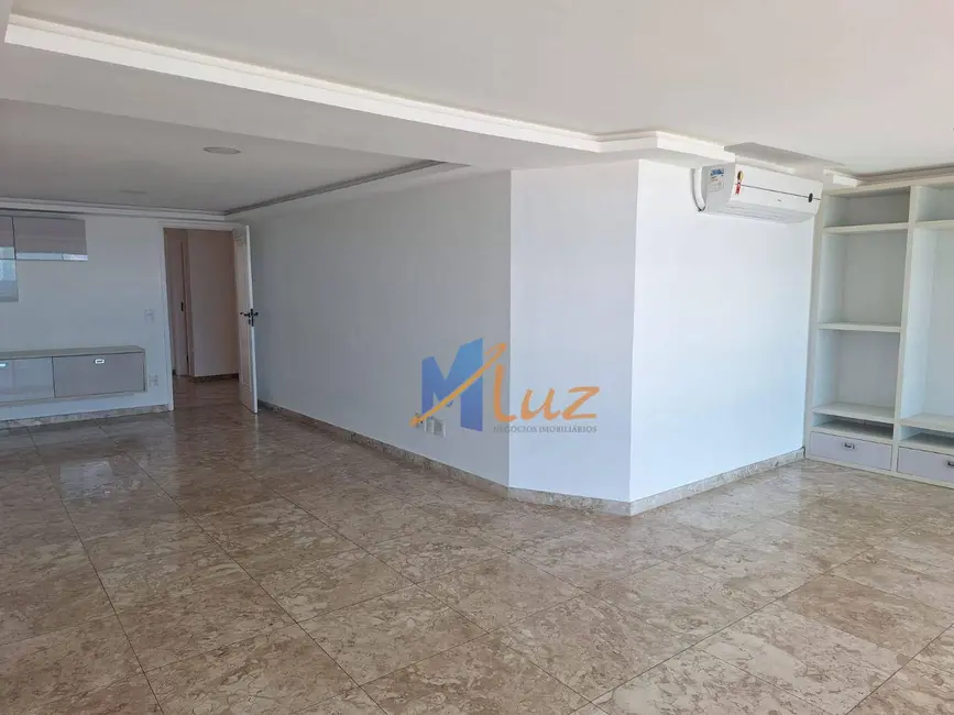 Apartamento com 3 quartos para alugar, 225m2 em Praia do Pecado, Macae - RJ - imagem 5 Foto 5 de Apartamento com 3 quartos para alugar, 225m2 em Praia do Pecado, Macae - RJ