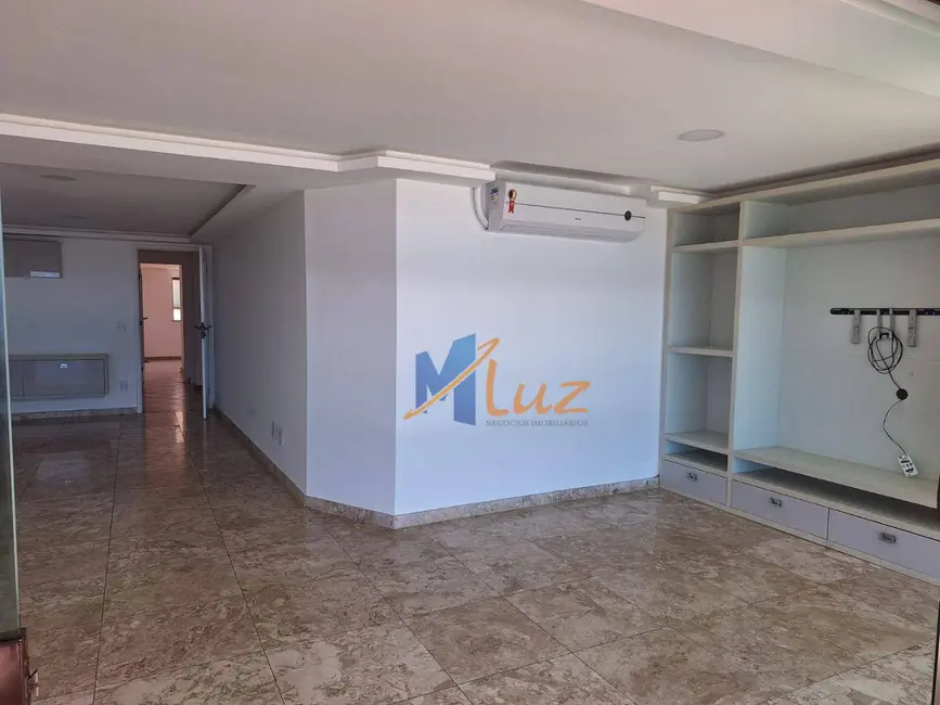 Apartamento com 3 quartos para alugar, 225m2 em Praia do Pecado, Macae - RJ - imagem 3 Foto 3 de Apartamento com 3 quartos para alugar, 225m2 em Praia do Pecado, Macae - RJ