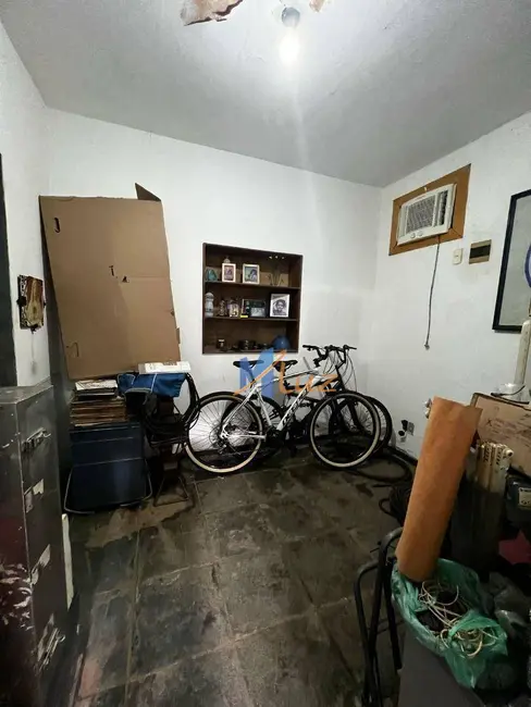 Armazém / Galpão à venda e para alugar, 405m2 em Praia Campista, Macae - RJ - imagem 9 Foto 9 de Armazém / Galpão à venda e para alugar, 405m2 em Praia Campista, Macae - RJ