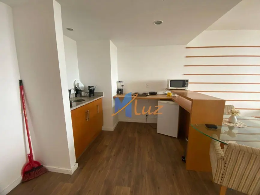 Loft / Flat com 1 quarto à venda e para alugar, 70m2 em Glória, Macae - RJ - imagem 6 Foto 6 de Loft / Flat com 1 quarto à venda e para alugar, 70m2 em Glória, Macae - RJ