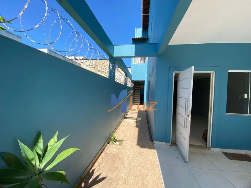 Casa de Condomínio com 2 quartos à venda, 200m2 em Parque Aeroporto, Macae - RJ - imagem 8 Foto 8 de Casa de Condomínio com 2 quartos à venda, 200m2 em Parque Aeroporto, Macae - RJ