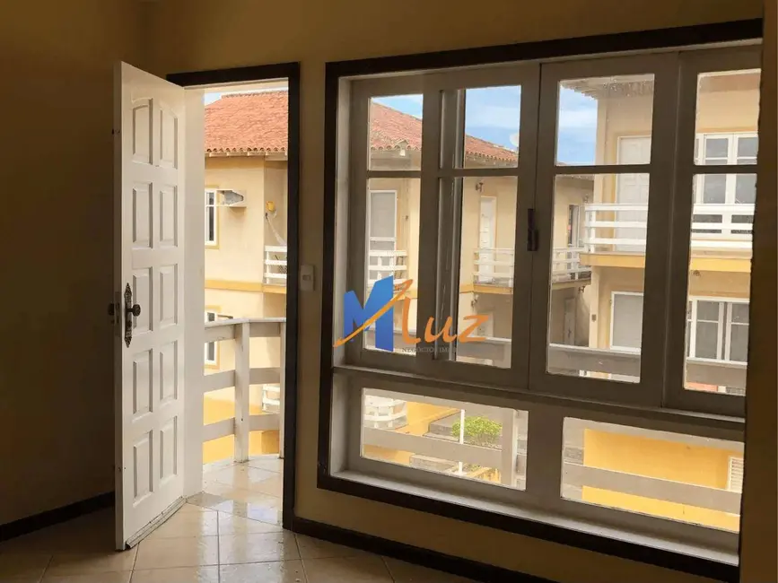 Foto 2 de Apartamento com 3 quartos à venda e para alugar, 76m2 em Glória, Macae - RJ
