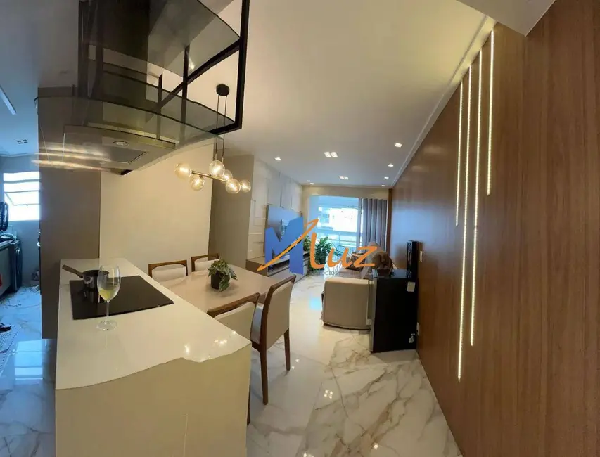 Apartamento com 3 quartos à venda, 76m2 em Granja dos Cavaleiros, Macae - RJ - imagem 1 Foto 1 de Apartamento com 3 quartos à venda, 76m2 em Granja dos Cavaleiros, Macae - RJ