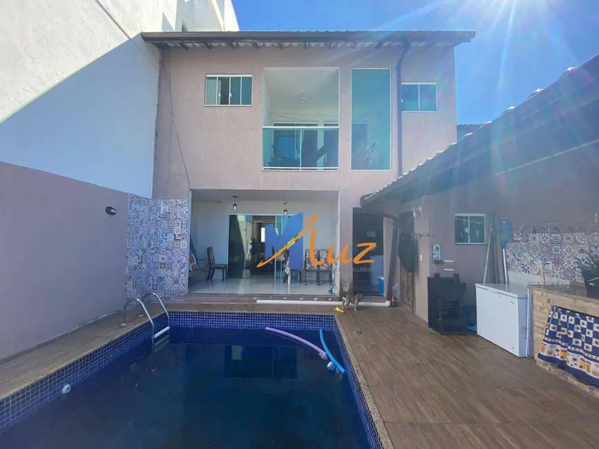Foto 1 de Casa com 4 quartos à venda, 480m2 em Lagoa, Macae - RJ