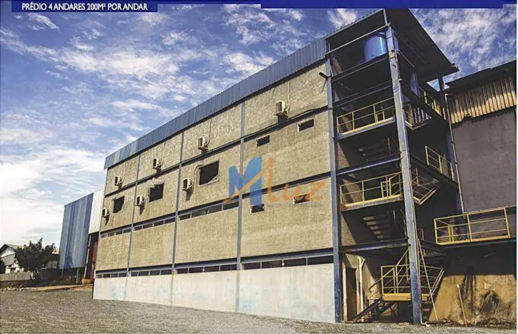 Foto 2 de Armazém / Galpão à venda e para alugar, 20000m2 em Granja dos Cavaleiros, Macae - RJ