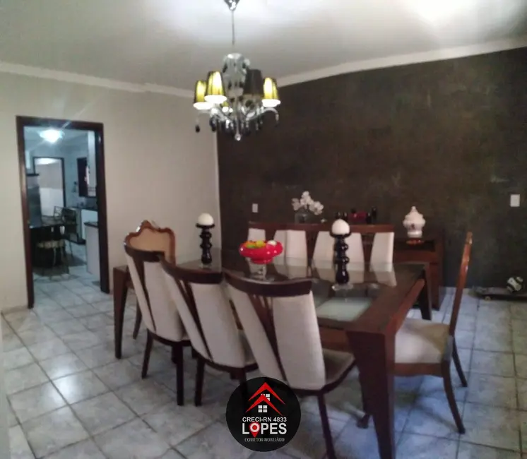 Casa com 3 quartos à venda, 400m2 em Potengi, Natal - RN - imagem 1 Foto 1 de Casa com 3 quartos à venda, 400m2 em Potengi, Natal - RN