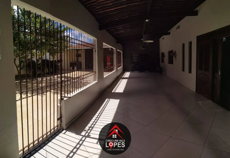 Casa com 3 quartos à venda, 400m2 em Potengi, Natal - RN - imagem 2 Foto 2 de Casa com 3 quartos à venda, 400m2 em Potengi, Natal - RN