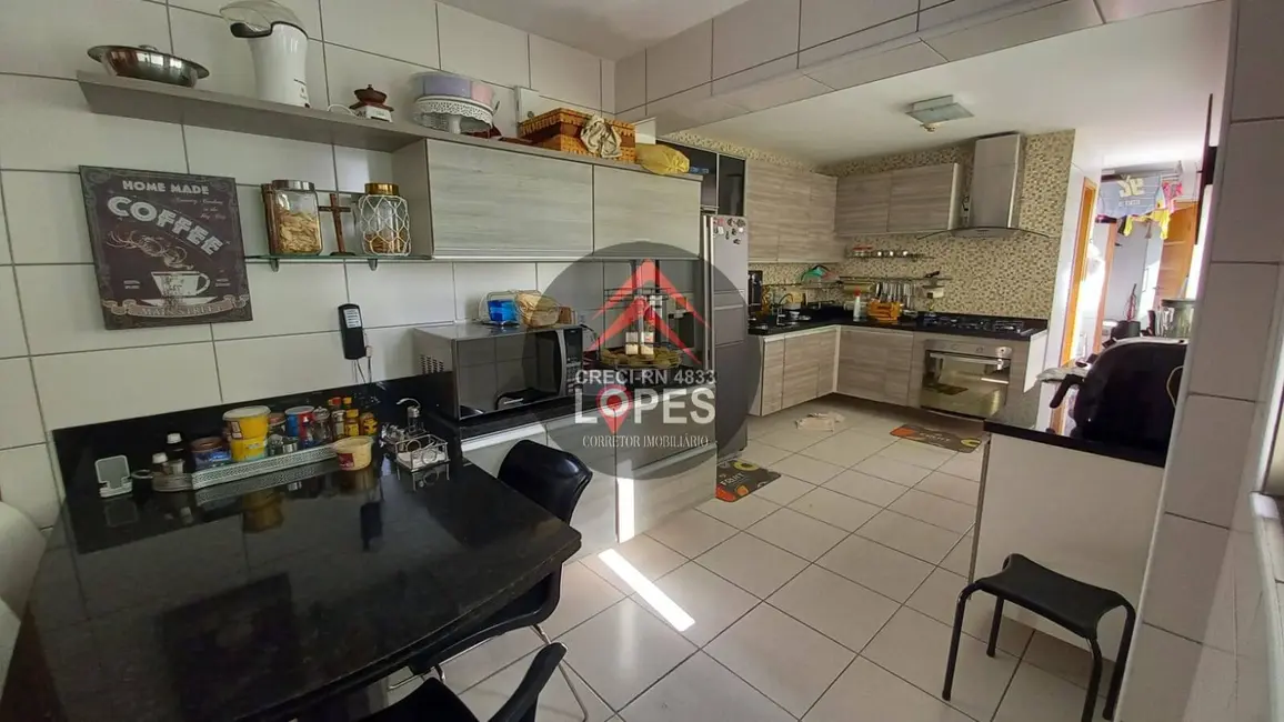 Foto 2 de Apartamento com 4 quartos à venda, 214m2 em Petrópolis, Natal - RN