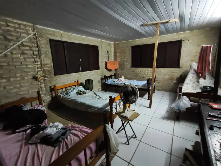 Casa com 3 quartos à venda, 440m2 em Lagoa Nova, Natal - RN - imagem 2 Foto 2 de Casa com 3 quartos à venda, 440m2 em Lagoa Nova, Natal - RN
