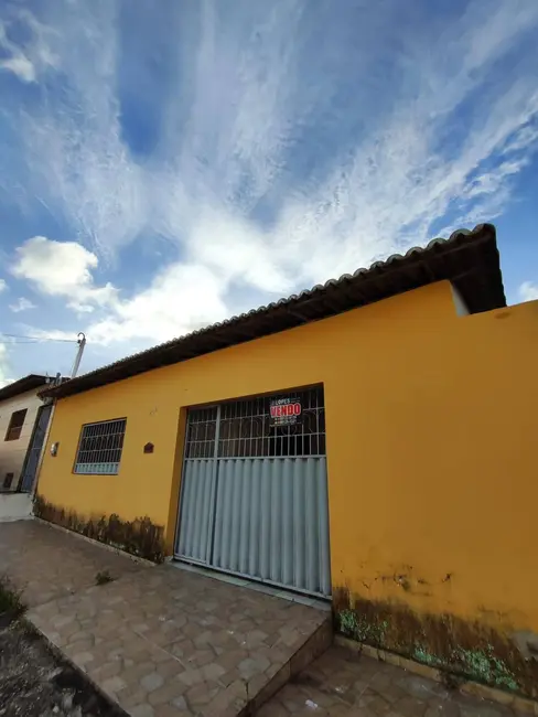 Foto 1 de Casa com 2 quartos à venda e para alugar, 200m2 em Pajuçara, Natal - RN