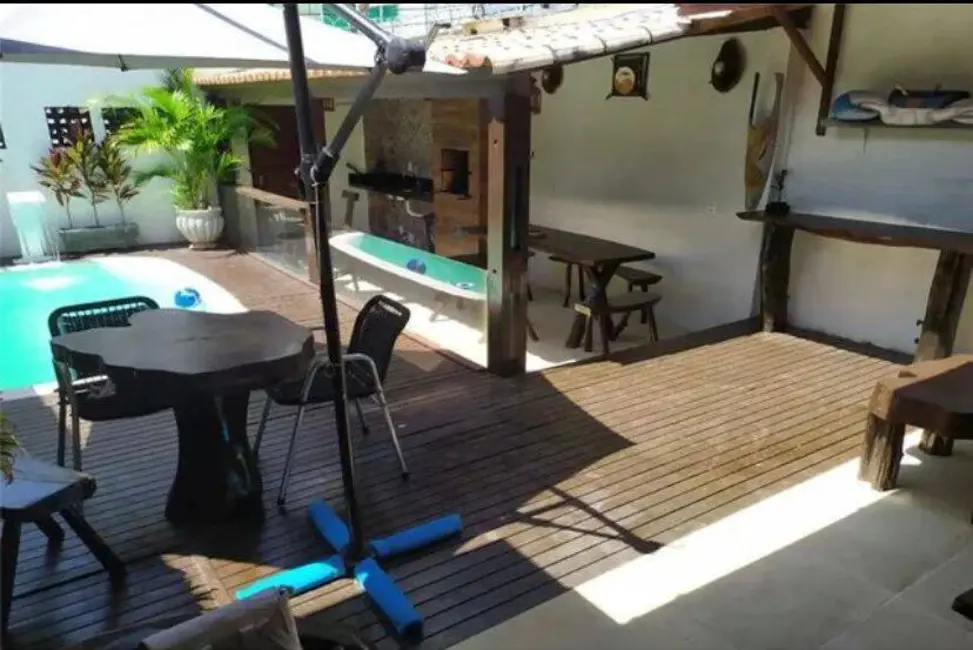 Casa com 4 quartos à venda, 280m2 em Candelária, Natal - RN - imagem 4 Foto 4 de Casa com 4 quartos à venda, 280m2 em Candelária, Natal - RN