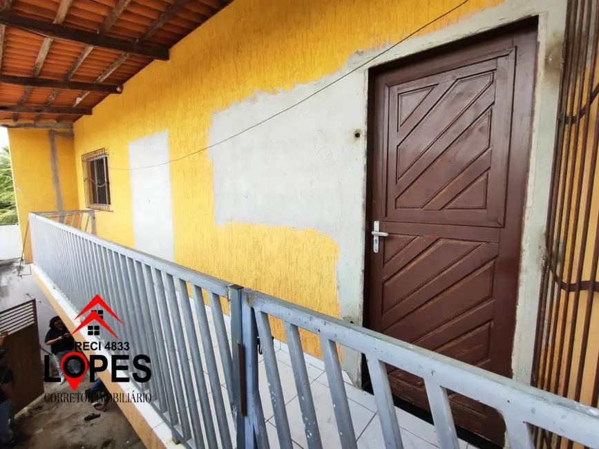 Casa com 8 quartos à venda, 216m2 em Santa Tereza, Parnamirim - RN - imagem 4 Foto 4 de Casa com 8 quartos à venda, 216m2 em Santa Tereza, Parnamirim - RN