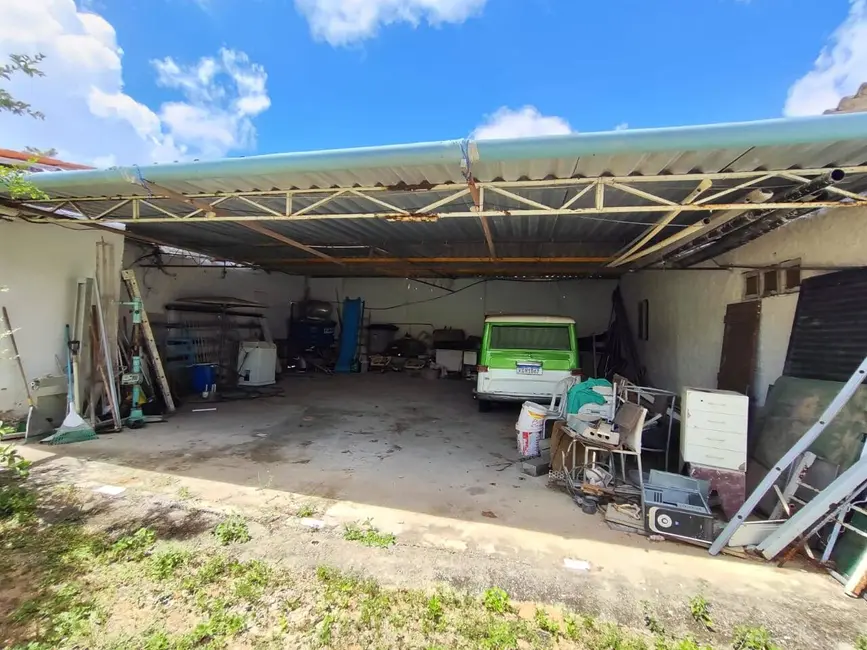 Casa com 3 quartos à venda, 800m2 em Pajuçara, Natal - RN - imagem 4 Foto 4 de Casa com 3 quartos à venda, 800m2 em Pajuçara, Natal - RN