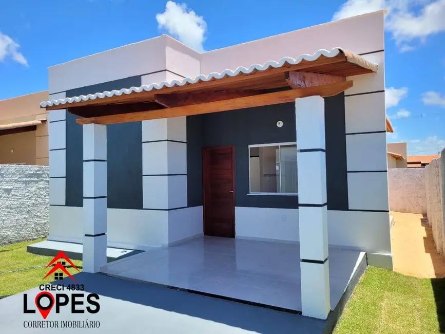 Foto 1 de Casa com 2 quartos à venda, 75m2 em Extremoz - RN