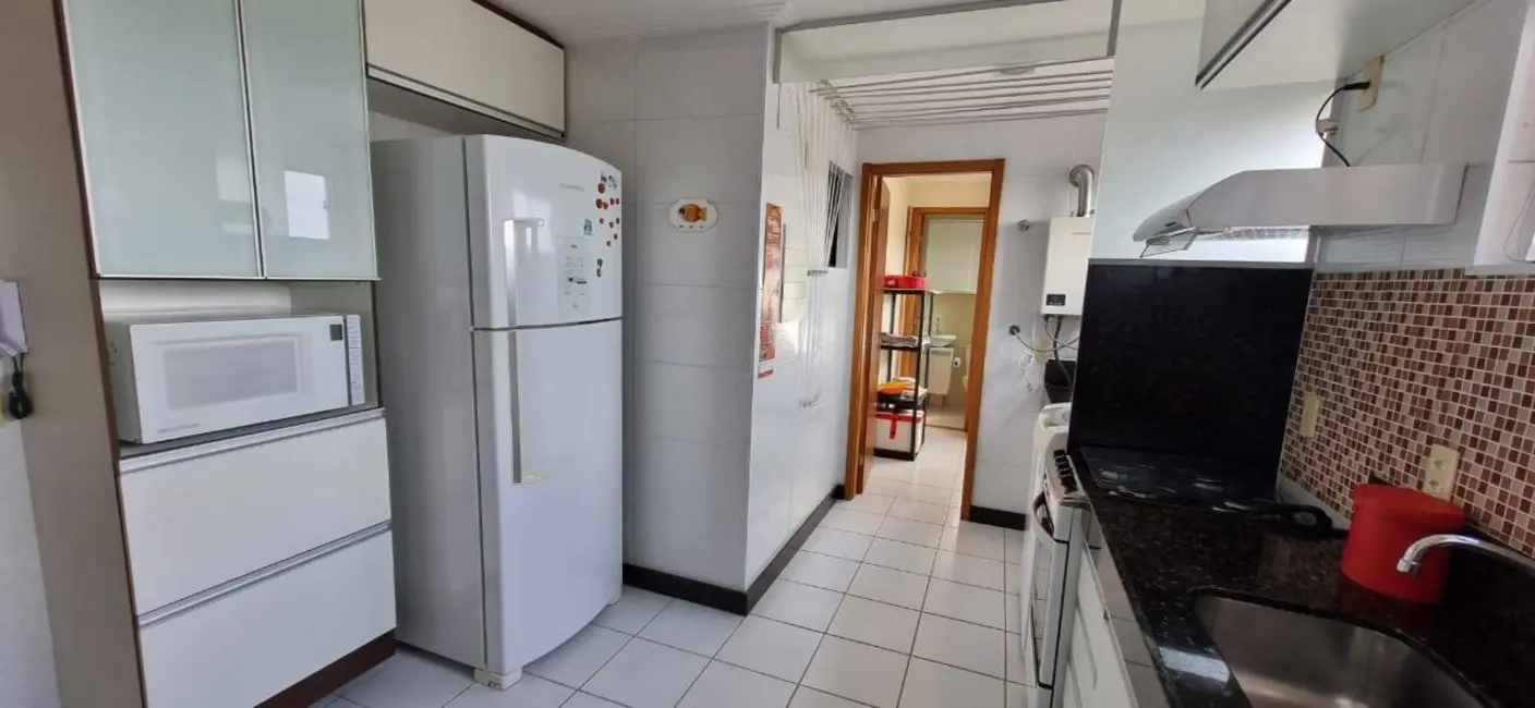 Apartamento com 3 quartos à venda, 98m2 em Candelária, Natal - RN - imagem 5 Foto 5 de Apartamento com 3 quartos à venda, 98m2 em Candelária, Natal - RN