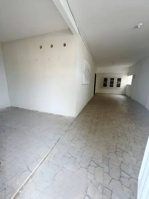 Casa com 2 quartos para alugar em Lagoa Azul, Natal - RN - imagem 3 Foto 3 de Casa com 2 quartos para alugar em Lagoa Azul, Natal - RN