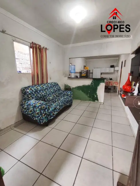 Casa com 3 quartos à venda em Pajuçara, Natal - RN - imagem 3 Foto 3 de Casa com 3 quartos à venda em Pajuçara, Natal - RN