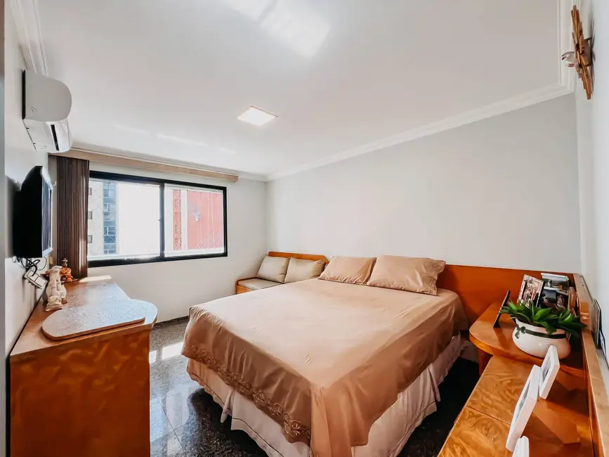 Apartamento com 3 quartos à venda, 185m2 em Petrópolis, Natal - RN - imagem 7 Foto 7 de Apartamento com 3 quartos à venda, 185m2 em Petrópolis, Natal - RN