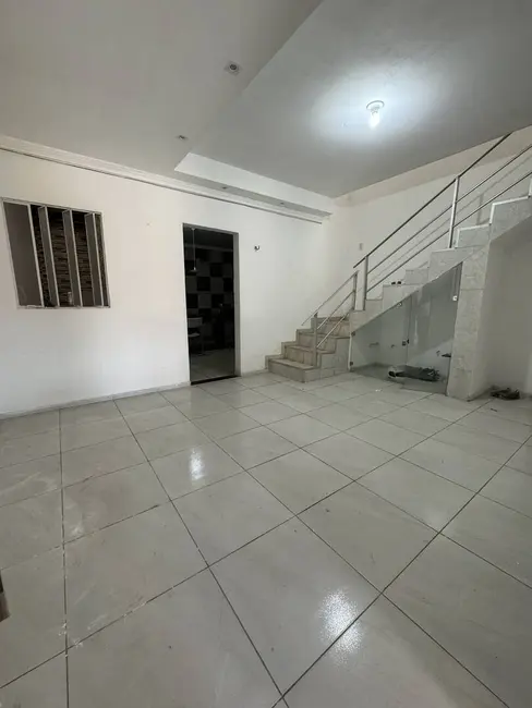 Casa com 4 quartos à venda, 200m2 em Pajuçara, Natal - RN - imagem 7 Foto 7 de Casa com 4 quartos à venda, 200m2 em Pajuçara, Natal - RN