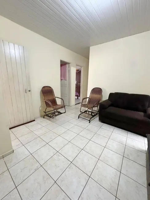 Casa com 3 quartos à venda, 185m2 em Nossa Senhora da Apresentação, Natal - RN - imagem 4 Foto 4 de Casa com 3 quartos à venda, 185m2 em Nossa Senhora da Apresentação, Natal - RN
