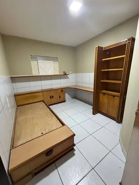 Casa com 3 quartos à venda, 200m2 em Nossa Senhora da Apresentação, Natal - RN - imagem 6 Foto 6 de Casa com 3 quartos à venda, 200m2 em Nossa Senhora da Apresentação, Natal - RN