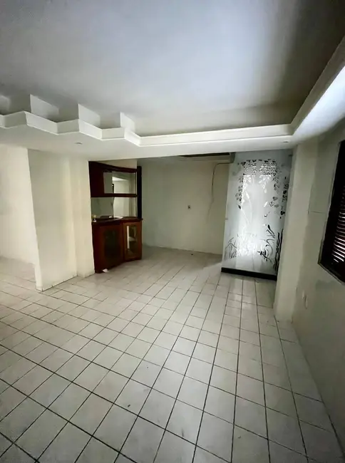 Casa com 4 quartos à venda e para alugar em Alecrim, Natal - RN - imagem 4 Foto 4 de Casa com 4 quartos à venda e para alugar em Alecrim, Natal - RN