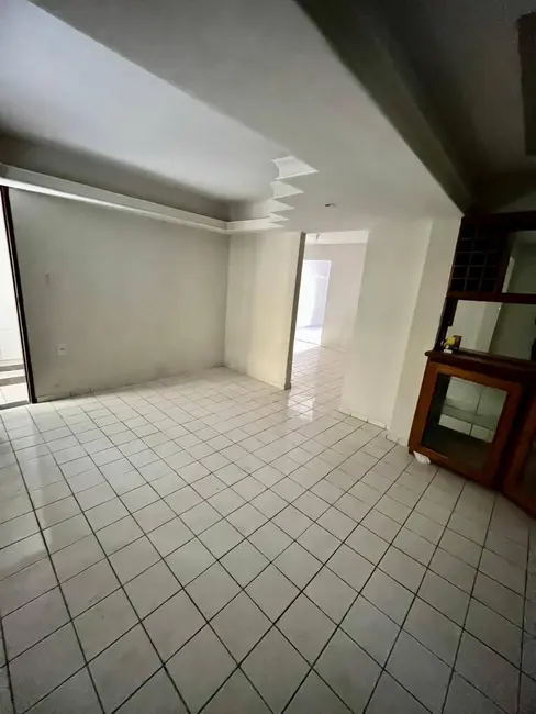 Casa com 4 quartos à venda e para alugar em Alecrim, Natal - RN - imagem 3 Foto 3 de Casa com 4 quartos à venda e para alugar em Alecrim, Natal - RN