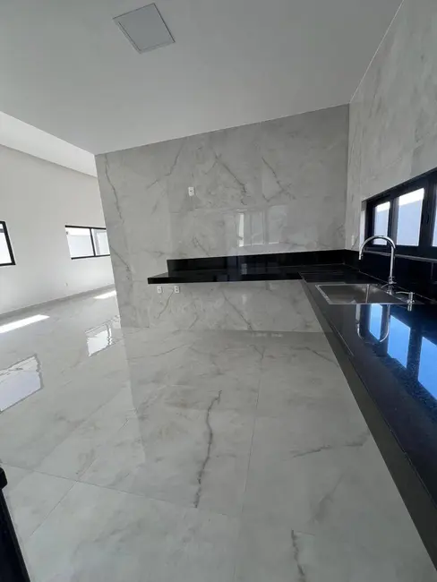 Foto 4 de Casa com 3 quartos à venda, 117m2 em Cajupiranga, Parnamirim - RN