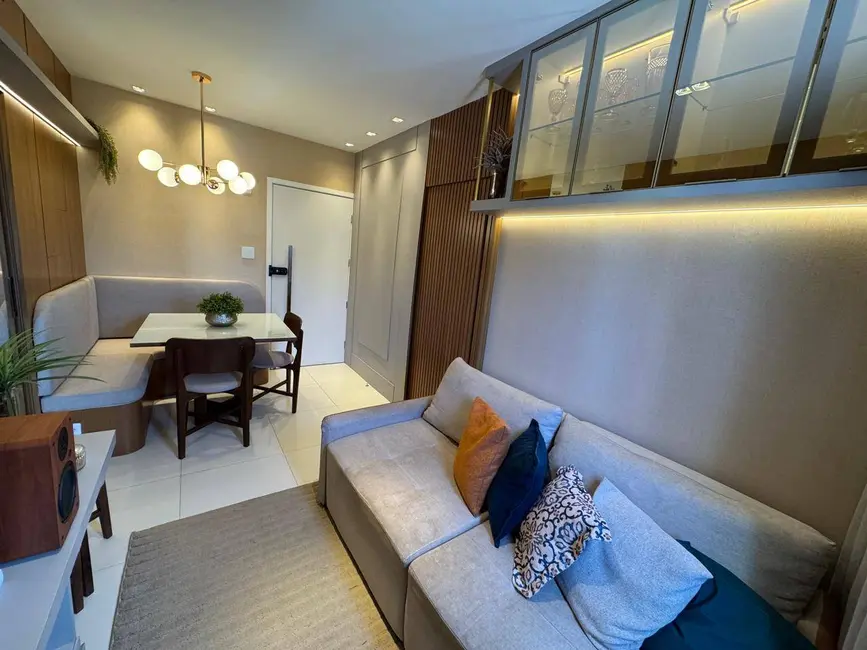 Foto 1 de Apartamento com 2 quartos para alugar, 50m2 em Pajuçara, Natal - RN