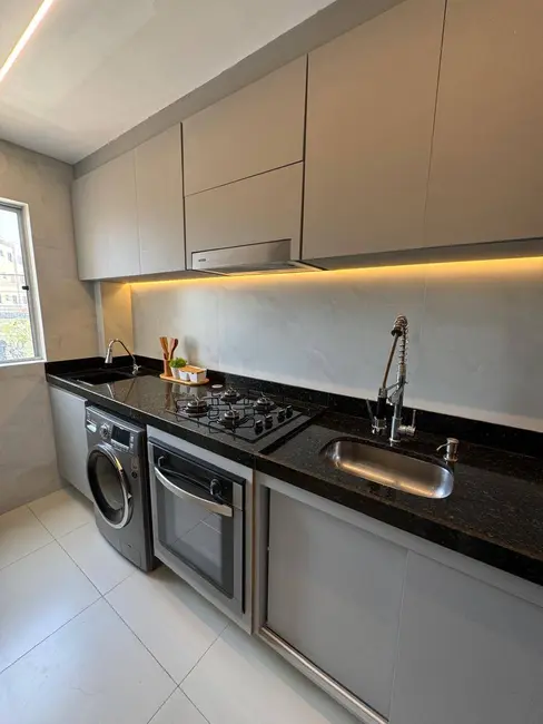 Foto 3 de Apartamento com 2 quartos para alugar, 50m2 em Pajuçara, Natal - RN