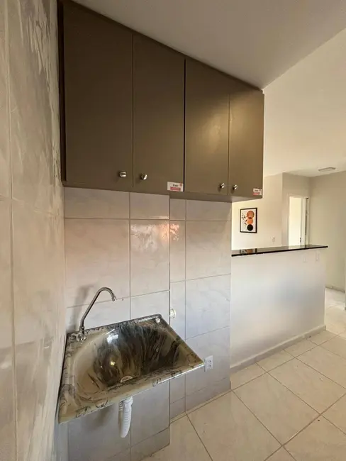 Foto 6 de Apartamento com 2 quartos à venda, 46m2 em Nova Esperança, Parnamirim - RN