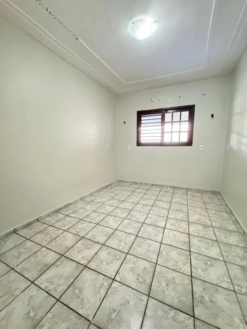 Foto 6 de Casa com 3 quartos para alugar, 320m2 em Natal - RN