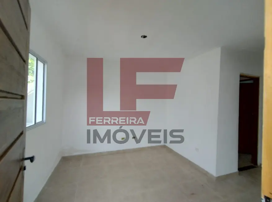 Casa com 2 quartos à venda, 80m2 em Francisco Morato - SP - imagem 3 Foto 3 de Casa com 2 quartos à venda, 80m2 em Francisco Morato - SP